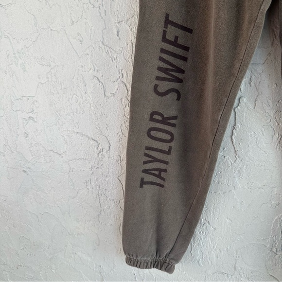 TAYLOR SWIFT Sweatpants Women Large Logo Spellout Pocket - Picture 5 of 11